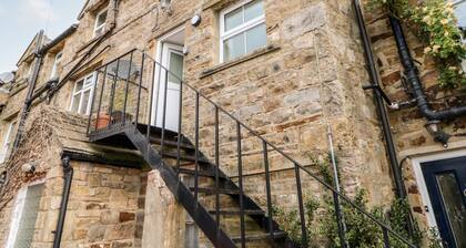 The Old Store, 2 Alpine Terrace