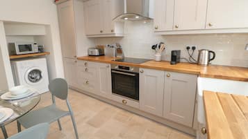 Fridge, dishwasher, electric kettle, toaster