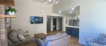 Newly remolded! Near Downtown DORA district!