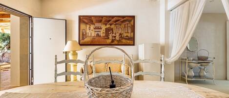 2 bedrooms, Internet, bed sheets