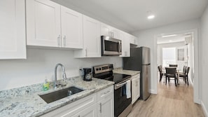 Fridge, oven, stovetop, dishwasher