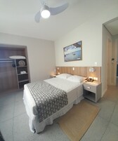 Standard Room, 1 Double or 2 Twin Beds, Air conditioning | Minibar, desk, laptop workspace, free cribs/infant beds