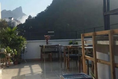 Lijing Business Hotel