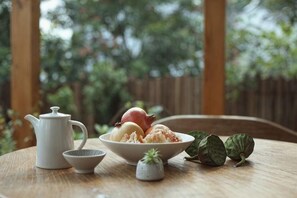 Tempat makan outdoor