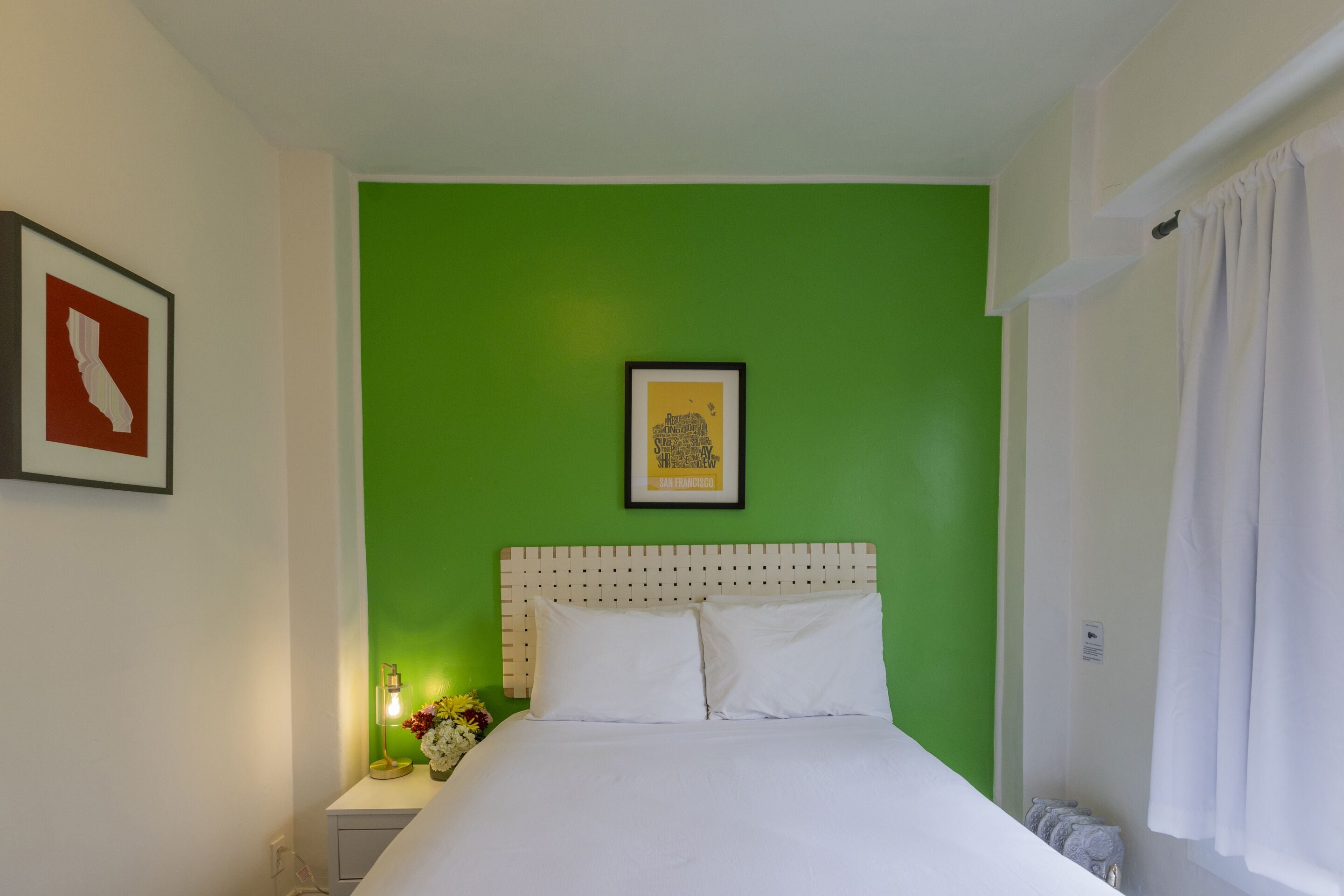1 habitación y caja de seguridad en la habitación 