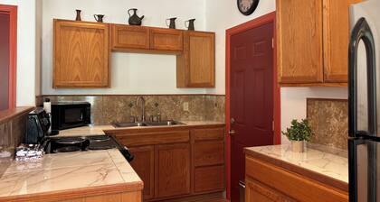 Kaweah Riverside Retreat