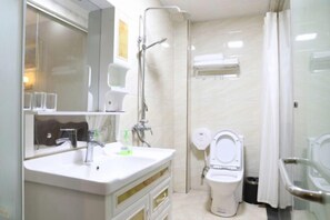 Bathroom - Chunlan Business Hotel (Nanchang)