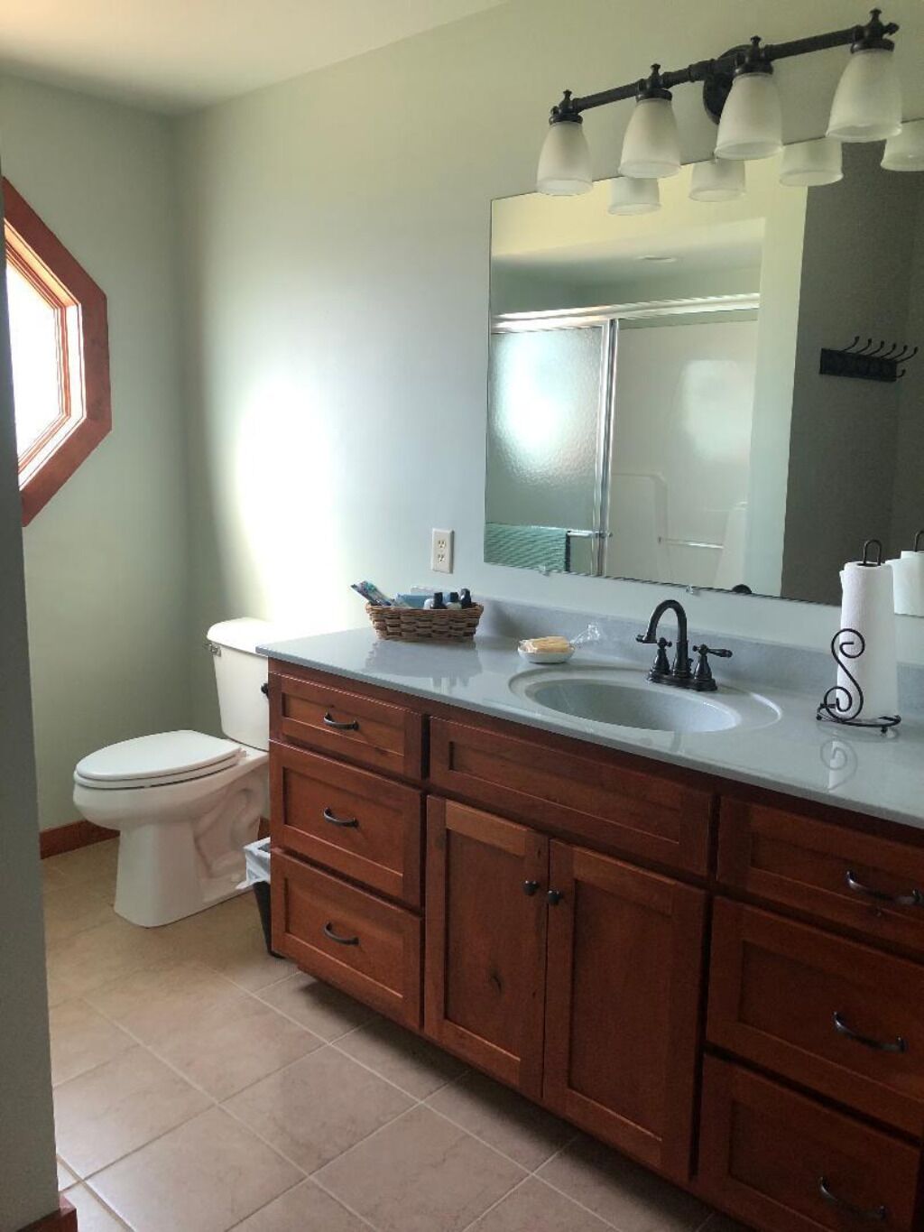 Shower, towels