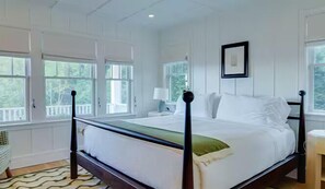 Superior Cottage | Premium bedding, minibar, in-room safe, blackout curtains - Canoe Place Inn and Cottages (Hampton Bays)