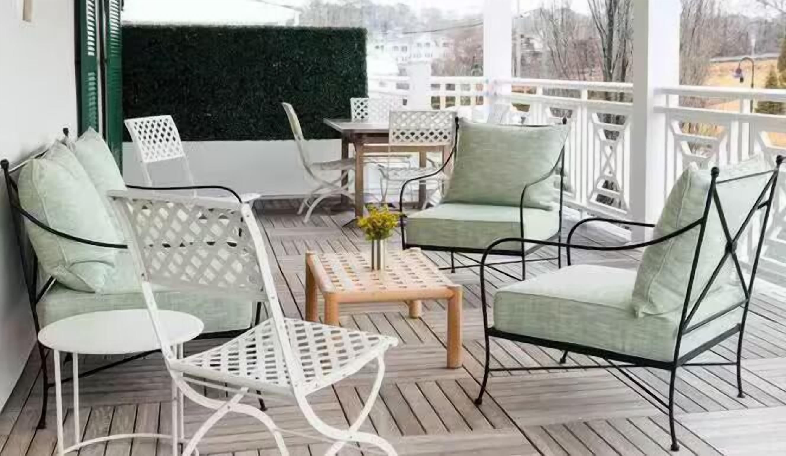 Deluxe Room | Terrace/patio