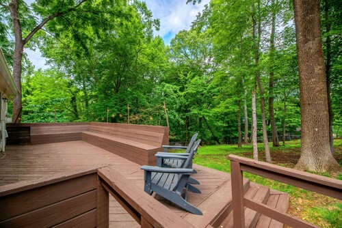 Winter Special! Cozy/Rustic style Ranch in South CLT w King en Suite, Fenced In.