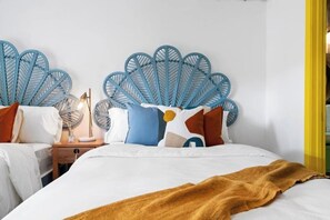 4 Schlafzimmer, Zimmersafe, Schreibtisch, Bügeleisen/Bügelbrett