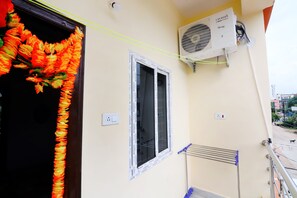 Exterior - Premium luxury Spacious 1200sqft 2bhk - Suchitra (Hyderabad)