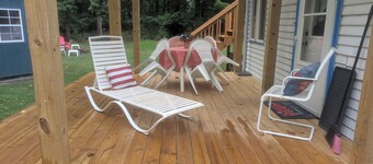 cottage surrounded by field and woods, walking distance to beach