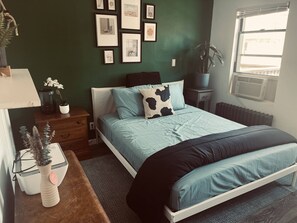 2 quartos, escrivaninha, Wi-Fi de cortesia, roupa de cama