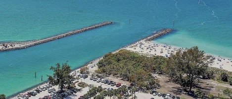 Sun-loungers, beach towels