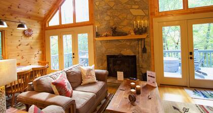 Escape & Recharge! Secluded Cabin w/Hot Tub, Fire Table, Games & Outdoor Fun