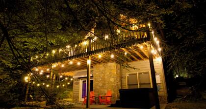 Get Cozy, Get Adventurous! 8-Guest Rustic Cabin w/ Hot Tub, Games & Pond