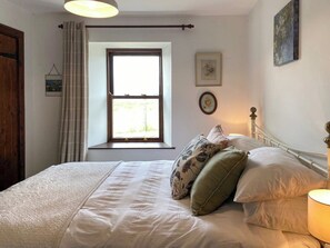 4 Schlafzimmer, kostenloses WLAN, Bettwäsche