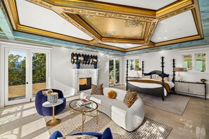 5 bedrooms, WiFi