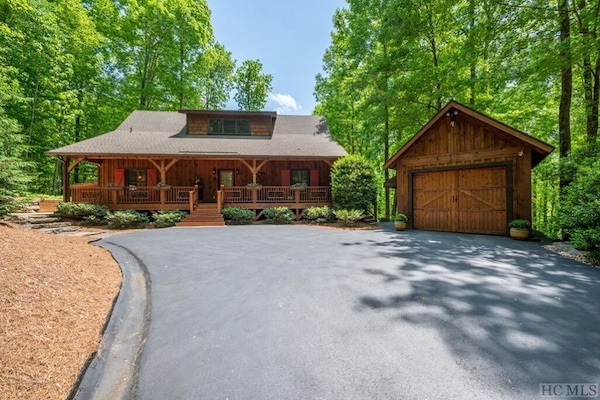 Welcome to Cownie Cabin