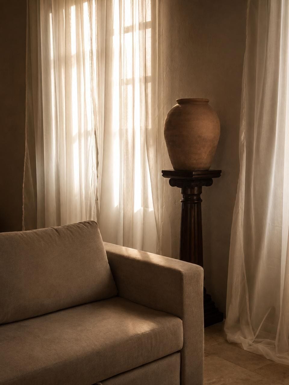 Premium bedding, desk, laptop workspace, iron/ironing board (on request)