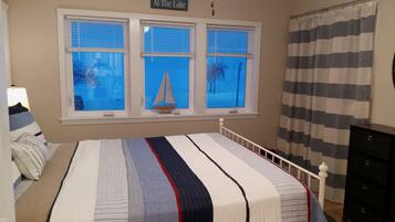 4 bedrooms, iron/ironing board, travel crib, free WiFi