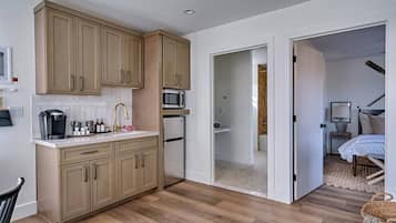 Fridge, microwave, coffee/tea maker, toaster