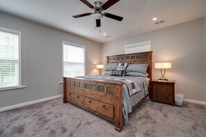 4 chambres, bureau, fer et planche à repasser, Wi-Fi gratuit