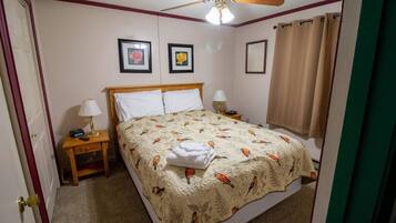 1 bedroom, desk, free WiFi