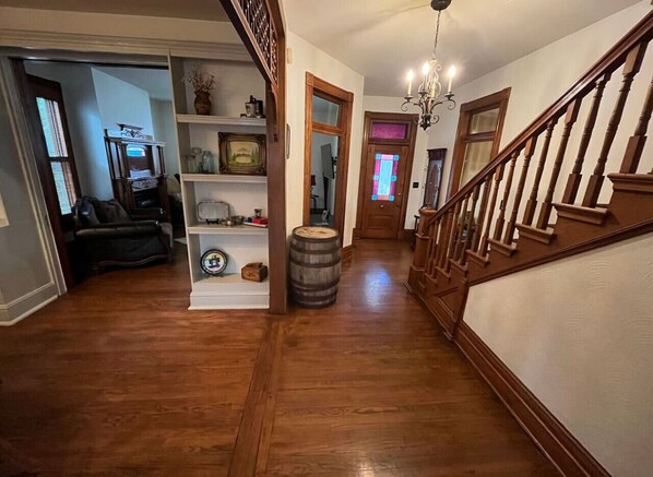 Interior - Downtown Dream in Owensboro Ky (Owensboro)