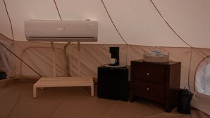 Star Tent. Big, with your private bathroom , open private outdoor space attached.