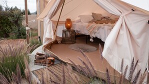 Star Tent. Big, with your private bathroom , open private outdoor space attached.