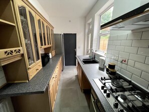 Private kitchen - The Coach House - 5* Luxurious 4 Bedroom House (Hockley)