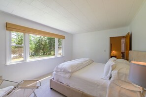 3 bedrooms, free WiFi, bed sheets