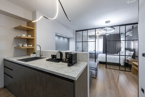 Superior Studio | Premium bedding, soundproofing, free WiFi, bed sheets - Ethereal Athens (Athens)