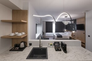 Frigobar, artículos de limpieza