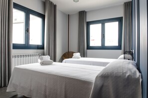 Economy-Zweibettzimmer | Schallisolierte Zimmer, kostenloses WLAN, Bettwäsche