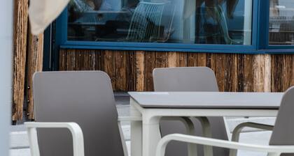 Hostal Náutico de Razo