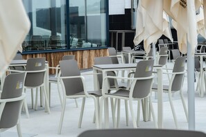 Terrace/patio - Hostal Náutico de Razo (Carballo)