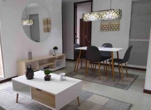 Basic Apartment | Dining room