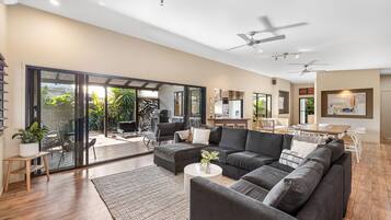 Smart TV, table tennis, books