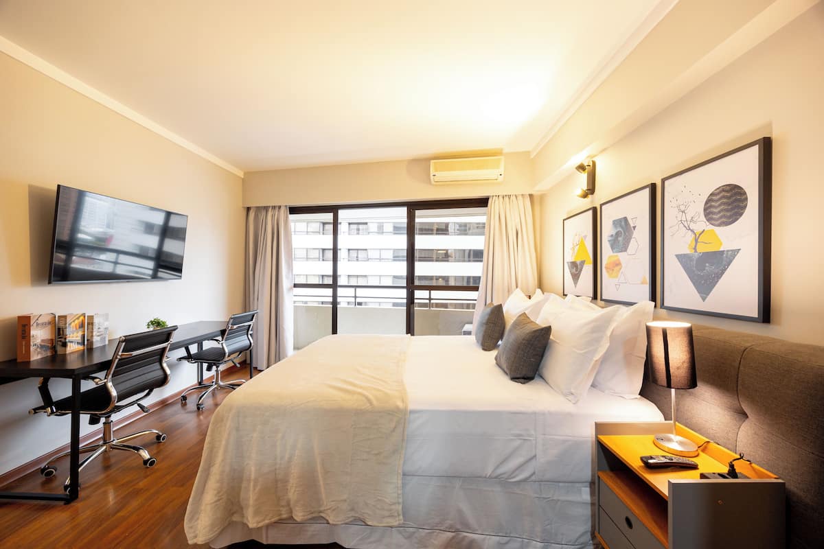 1 habitación, decoración personalizada, escritorio y wifi gratis