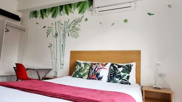 1 bedroom, desk, iron/ironing board, free WiFi