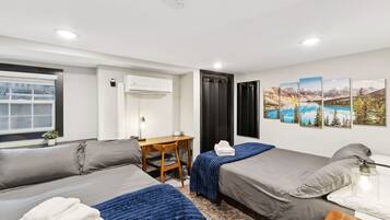 4 bedrooms, desk, iron/ironing board, travel cot