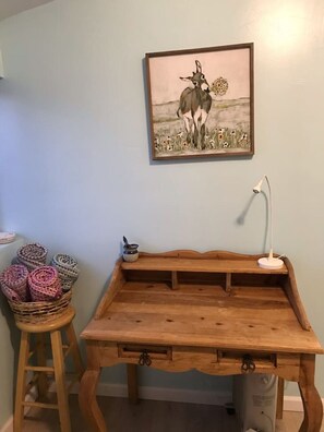 Interior - Unique Historic Mountain Cabin In Beautiful Como (Como)