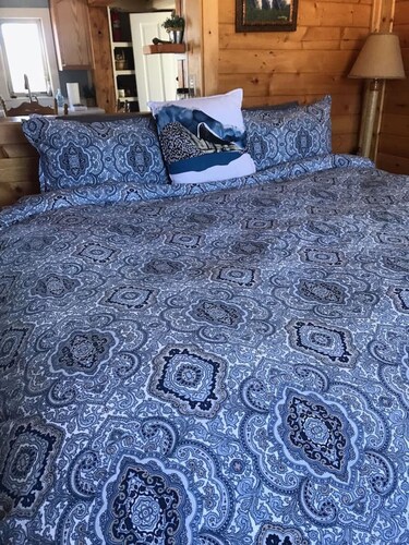 Unique Historic Mountain Cabin In Beautiful Como