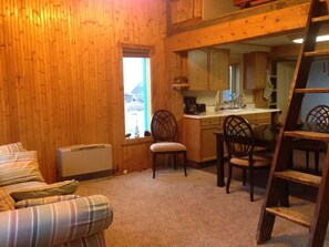 Televisión, chimenea