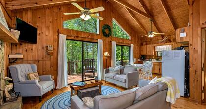 Blue Bell Cottage, 2 fire pits. Arcade Game. No Cleaning On New Bookings.