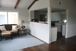 Smart TV - Cottage in W. Hyannisport - Water views galore! (Barnstable)